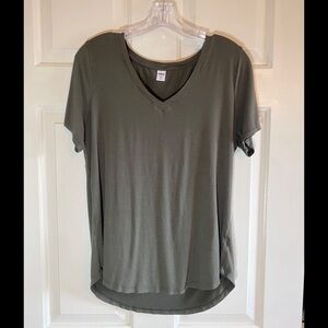 Old Navy V-neck Tee